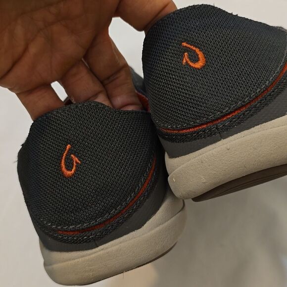 Olukai Moku Pae Charcoal Slip Ons Size 41 (9) - Picture 4 of 6